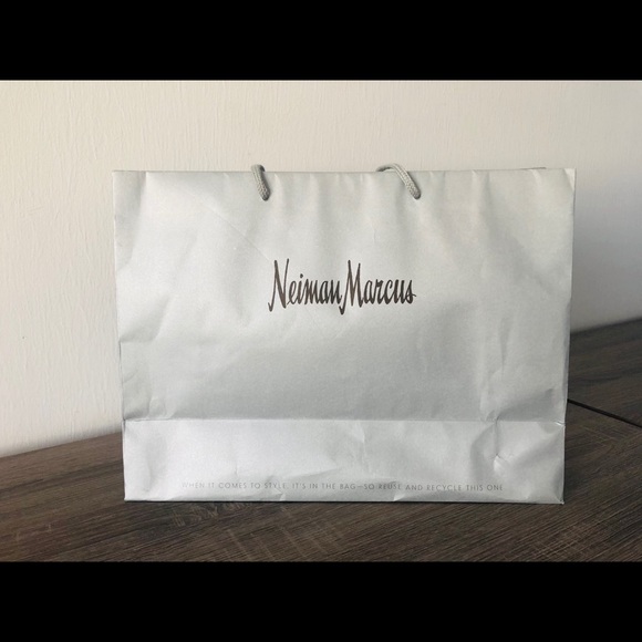 SOLD! Neiman Marcus Shopping Paper Bag Large - Picture 2 of 6